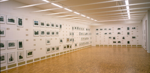 Ausstellungsansicht, EAST, 2002, GfZK Leipzig, Foto: Hans-Christian Schink