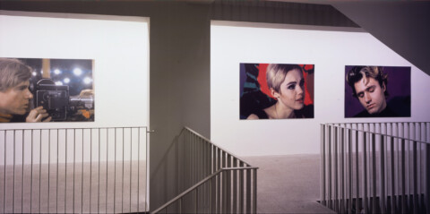 Ausstellungsansicht, “Gee... how glamorous“. Andy Warhol. Stars und Theatralität, 2002, GfZK Leipzig, Foto: Hans-Christian Schink