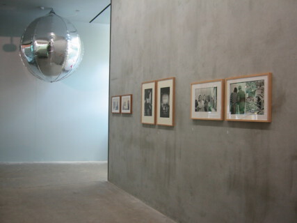 Ausstellungsansicht, Evelyn Richter, Der zweite Blick, 2004, GfZK Leipzig, Foto: Andreas Enrico Grunert