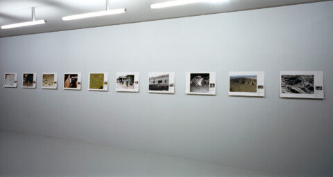 Ausstellungsansicht, Sean Snyder, 2005, GfZK Leipzig, Foto: Andreas Enrico Grunert