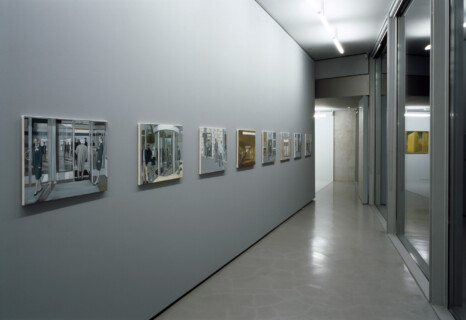 Ausstellungsansicht, Urbane Malerei, 2005, GfZK Leipzig, Foto: Andreas Enrico Grunert