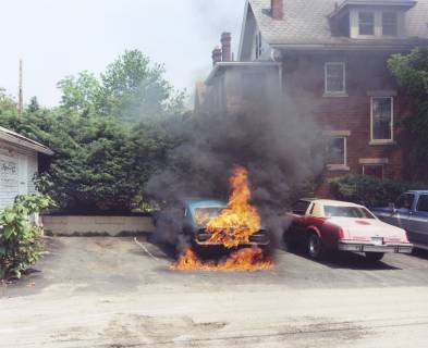 “Car on fire” aus der Serie 