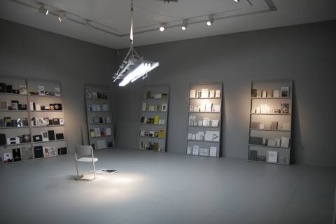 Ausstellungsansicht, Salon für Kunstbuch, 2010, GfZK Leipzig, Foto: Andreas Enrico Grunert