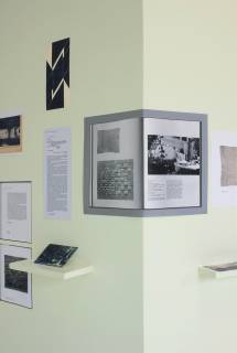 Textiles Open Letter, GfZK 2012. Installationsansicht. Foto: Andreas Schulze