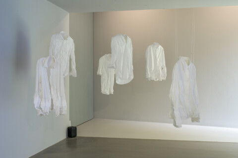 Ronny Aviram, Werde ich zu einer Salzsäule, Installationsansicht, 2025, Foto: Alexandra Ivanciu